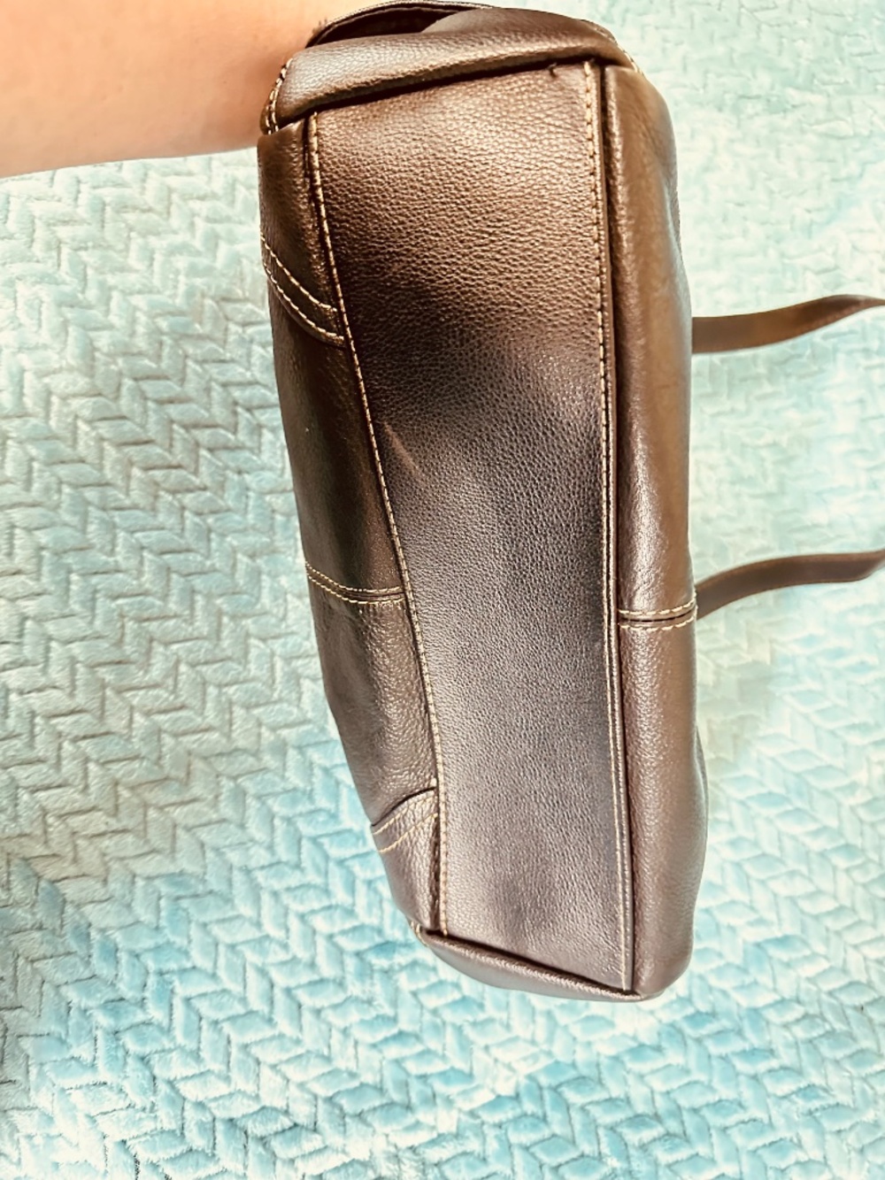 Black Genuine Leather Shoulder Bag Soft Pebbled Slouchy Zip Top Everyday Purse - Picture 10 of 15